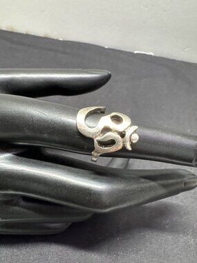 Silver Tone Snake Hindu Om Symbol Ring Size 5 Unique Animal Design Jewelry For W